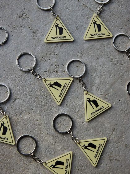 Брелок «Warning»