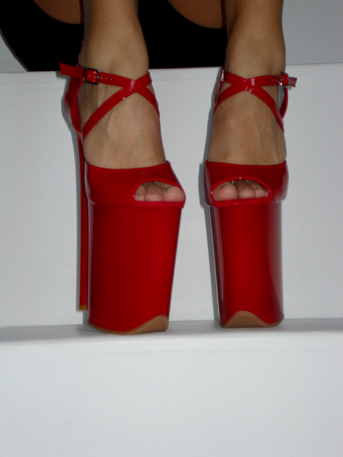 112412-VINC-GL-RED-7 Fitpole Store — Одежда и обувь для танцев